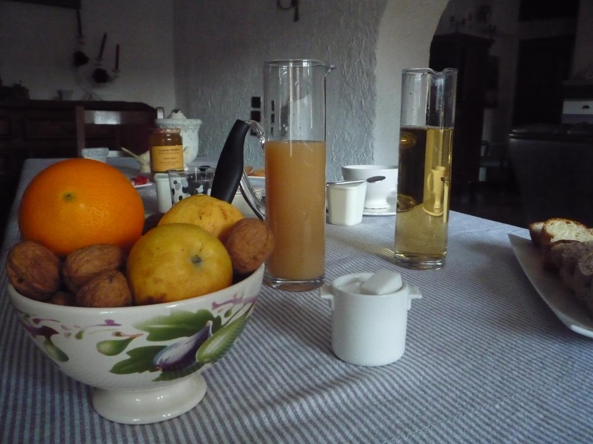 Le Relais Du Grand Logis Bed & Breakfast Civrieux ภายนอก รูปภาพ