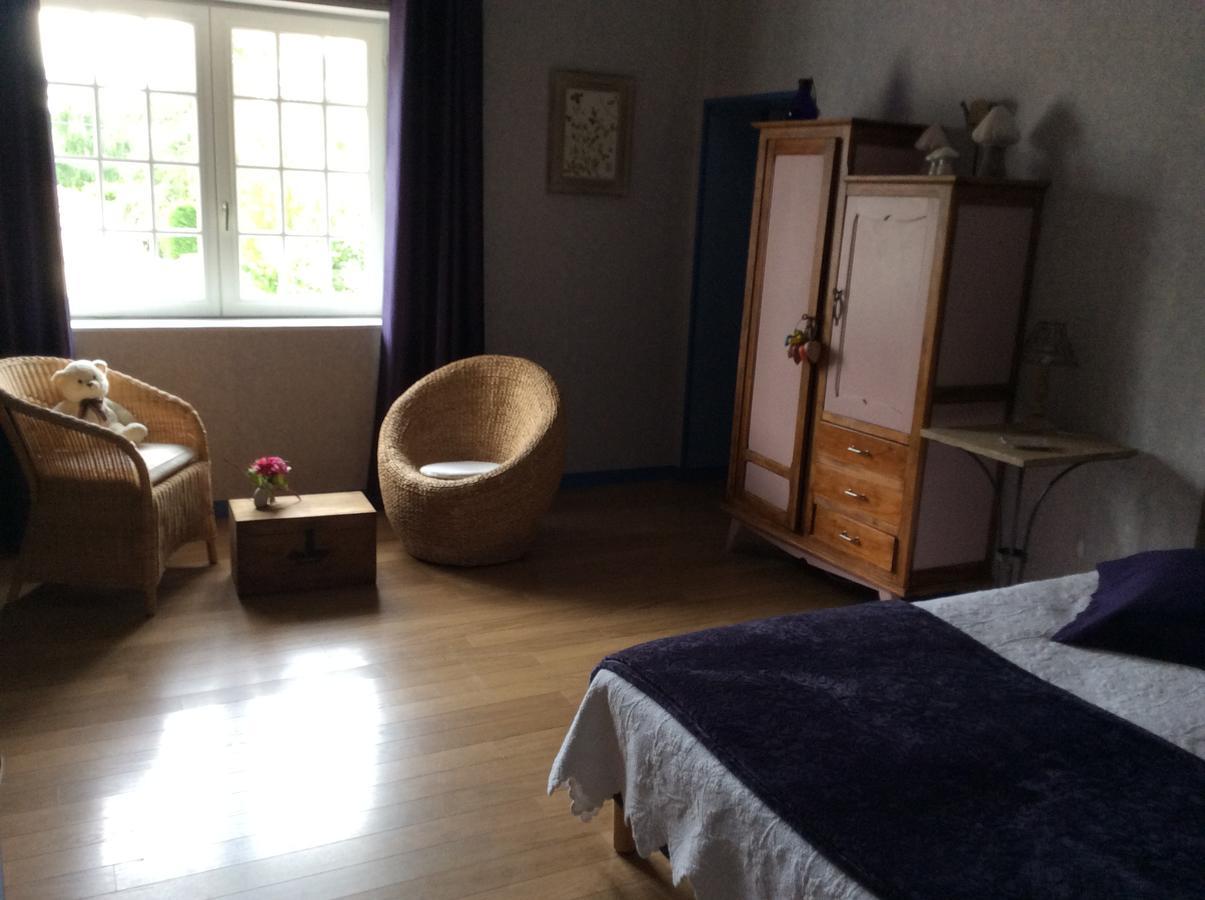 Le Relais Du Grand Logis Bed & Breakfast Civrieux ภายนอก รูปภาพ